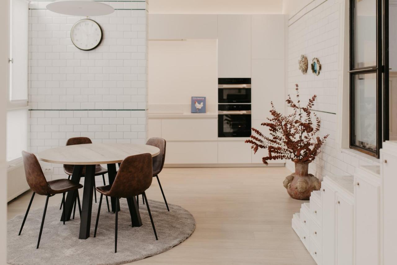 Blue Bird Residence Suite Moriaan Antwerpen Buitenkant foto