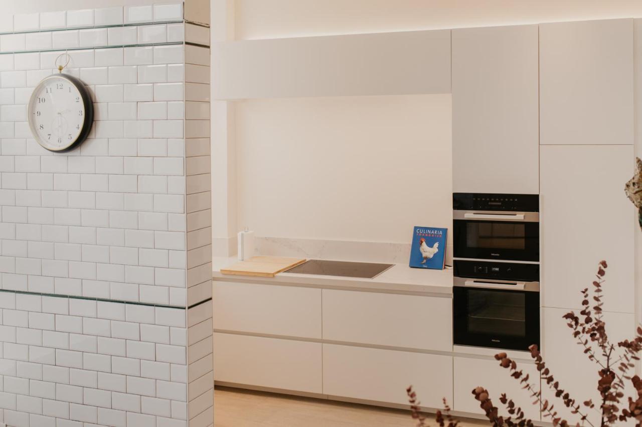 Blue Bird Residence Suite Moriaan Antwerpen Buitenkant foto