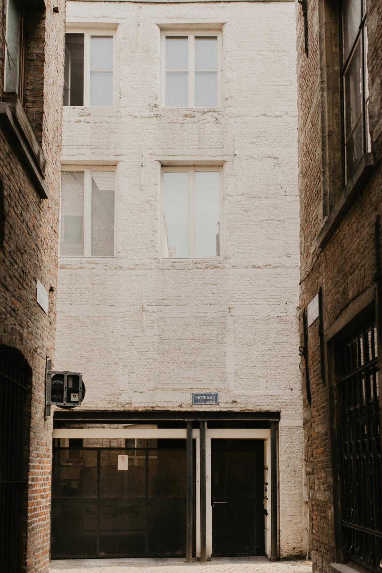 Blue Bird Residence Suite Moriaan Antwerpen Buitenkant foto