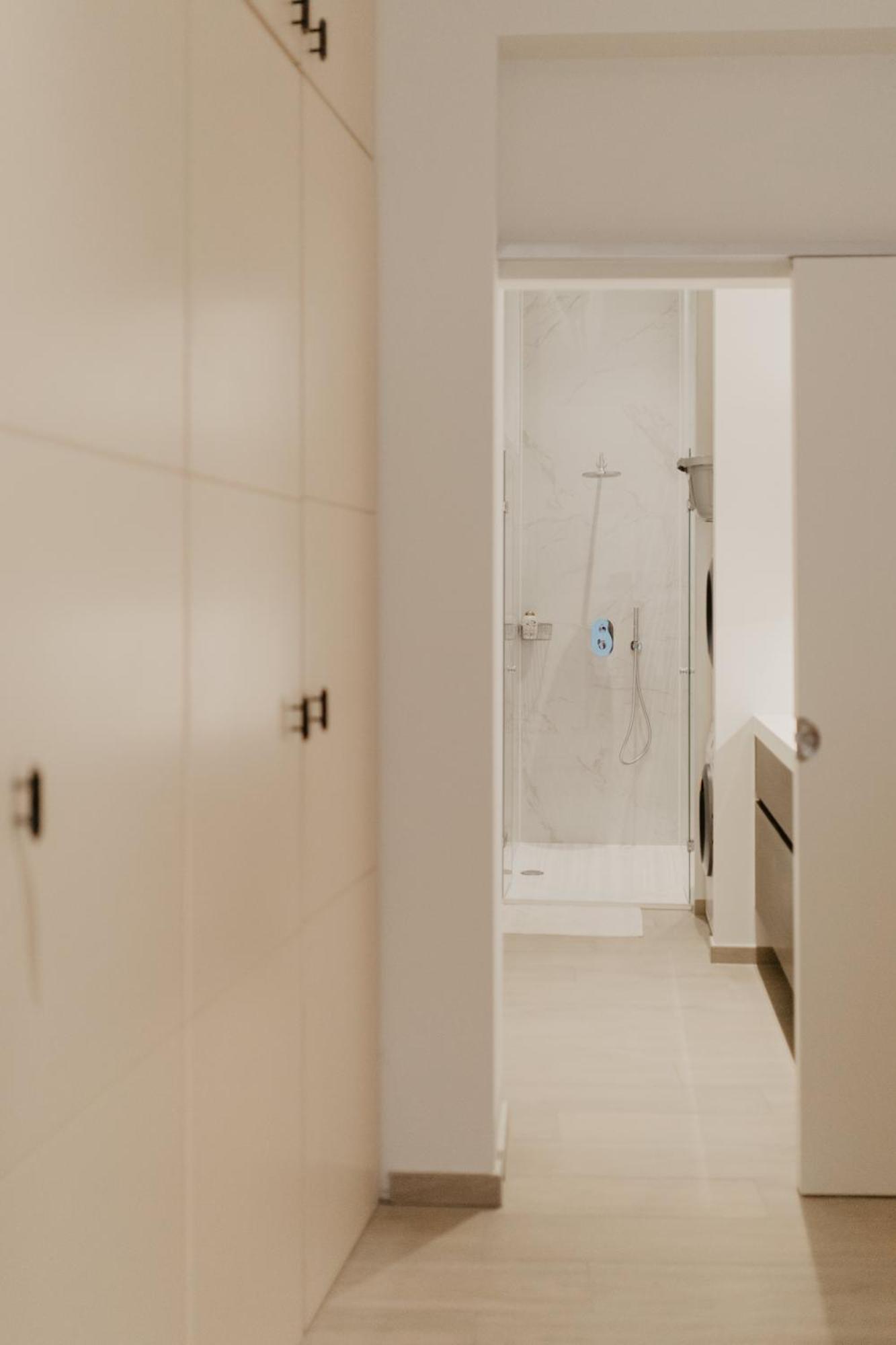 Blue Bird Residence Suite Moriaan Antwerpen Buitenkant foto