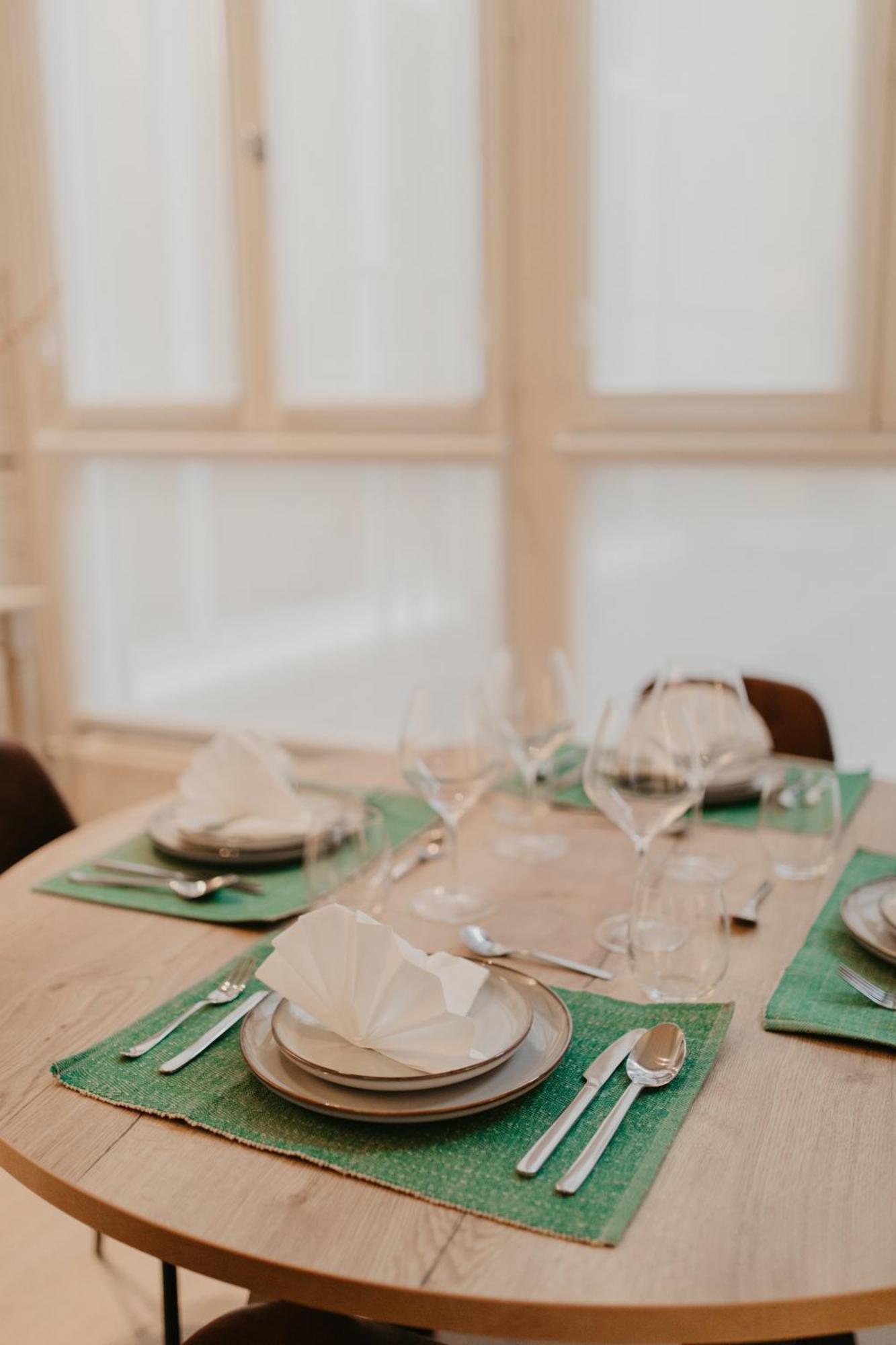 Blue Bird Residence Suite Moriaan Antwerpen Buitenkant foto